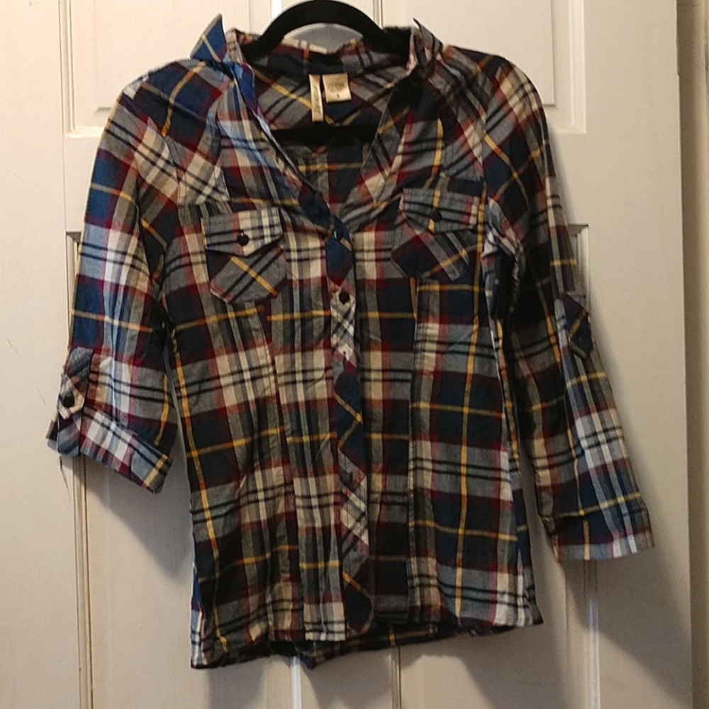 Plaid top